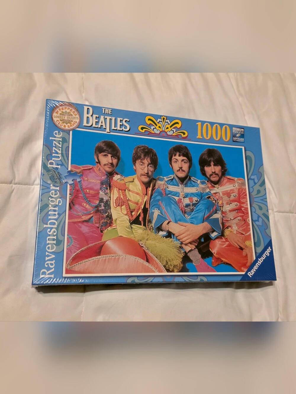 The Beatles Sargent Pepper 1000 Piece Puzzle Ravensburger 20” X 27” New Sealed